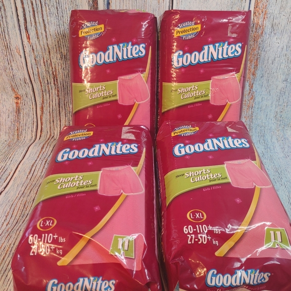 4 Pks GoodNites Size L-XL Girls Shorts